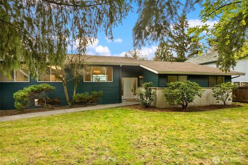 12511 37th Avenue Ne, Seattle, WA, 98125 | Card Image