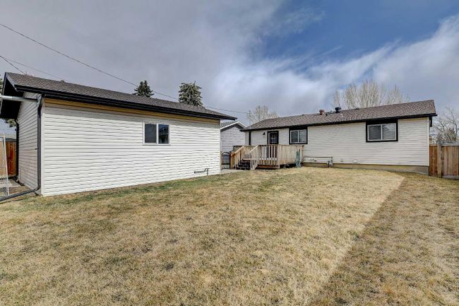 10602 92 B Street, Home with 5 bedrooms, 2 bathrooms and 5 parking in Grande Prairie AB | Image 28
