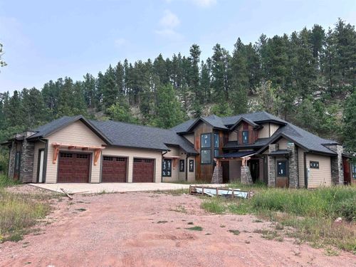 20612 Apple Springs Blvd, Sturgis, SD, 57785-6801 | Card Image