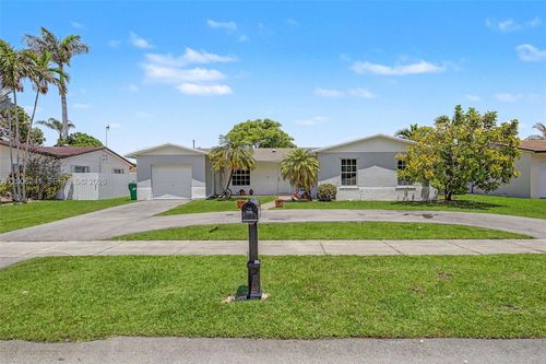 12001 Sw 118th St, Miami, FL, 33186-5111 | Card Image