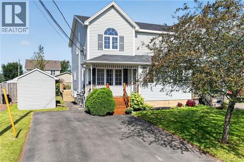 27 Stoneham Dr, Moncton, NB, E1G4Z5 | Card Image