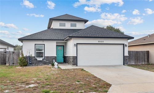 2050 Admiral Ln, Aransas Pass, TX, 78336-3066 | Card Image