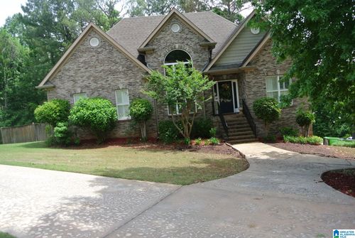 150 Crestview Cir, Trussville, AL, 35173-4633 | Card Image