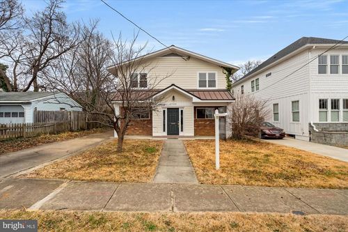 2709 12th St S, ARLINGTON, VA, 22204-4890 | Card Image