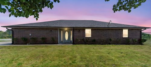 3160 E 406 Rd, Oologah, OK, 74053-4211 | Card Image