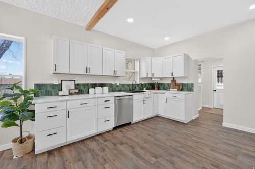 902 27th St, Ogden, UT, 84403-0206 | Card Image