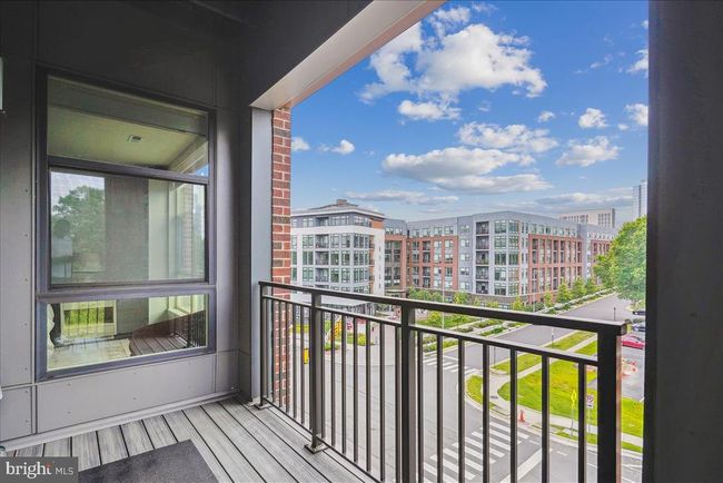 APT-412 - 1761 Old Meadow Rd, Condo with 2 bedrooms, 3 bathrooms and null parking in MCLEAN VA | Image 30