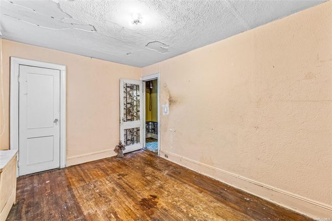 164-30 77 Th Rd, House other with 2 bedrooms, 1 bathrooms and null parking in Fresh Meadows NY | Image 13