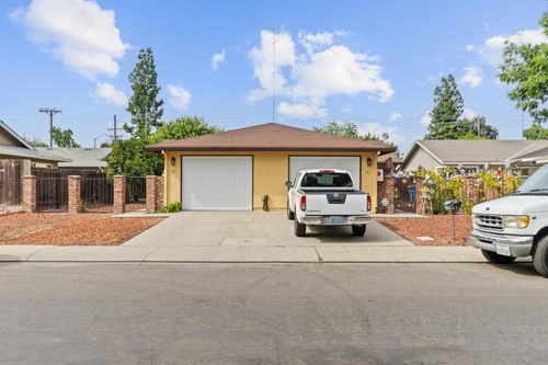 1805 Bradford Court, Modesto, CA, 95355 | Card Image