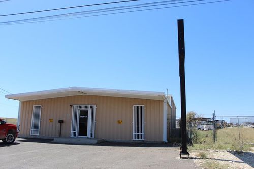 3105 W 9th St, Fort Stockton, TX, 79735-4510 | Card Image