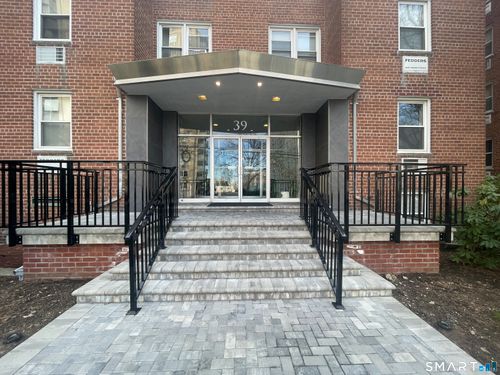 apt-3r-39 Glenbrook Rd, Stamford, CT, 06902-2909 | Card Image