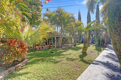 2258 Sw 15th St, Miami, FL, 33145-1328 | Card Image
