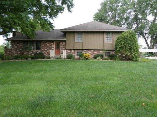 8528 Pratt Rd, Atchison, KS, 66002-4550 | Card Image