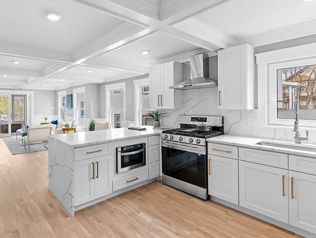 1 - 27 Central Rd, Condo with 4 bedrooms, 3 bathrooms and null parking in Somerville MA | Image 7