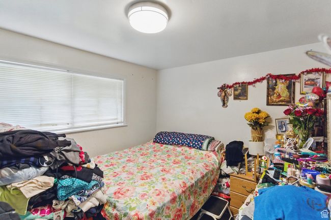 View of bedroom | Image 25