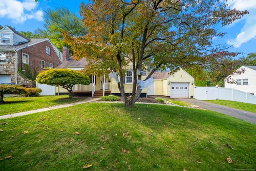 34 Oneida St, New Britain, CT, 06053-2420 | Card Image