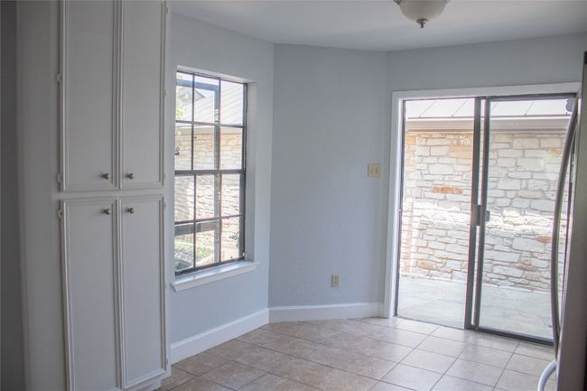 APT-2 - 2201 Lakeway Blvd, Condo with 3 bedrooms, 3 bathrooms and 4 parking in Lakeway TX | Image 5