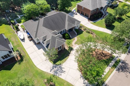 3751 Saint Ellens Dr, Mount Pleasant, SC, 29466-8338 | Card Image