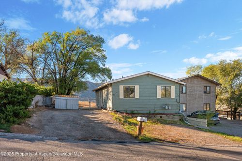 411 E 1st St, Rifle, CO, 81650-2403 | Card Image