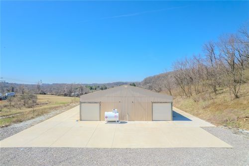 651 E Pittsburgh St, Greensburg, PA, 15601-8878 | Card Image