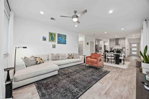2802 Wingmore Ln, Houston, TX, 77047-2214 | Card Image