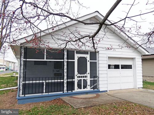 30 E Mill St, PEDRICKTOWN, NJ, 08067-3537 | Card Image