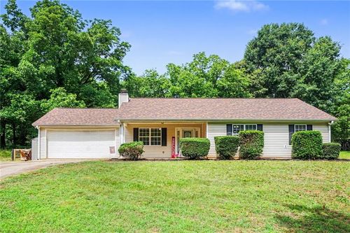 266 Freeman Dr, Maysville, GA, 30558-1874 | Card Image