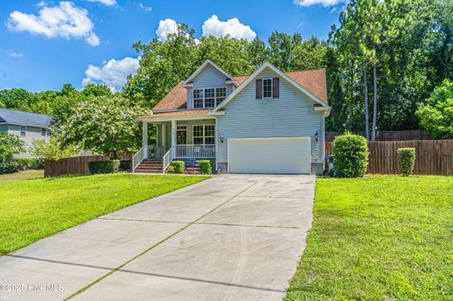 515 Clark St, Southern Pines, NC, 28387-3403 | Card Image