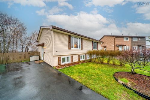 27 Cockburn Crt, Lower Sackville, NS, B4C1K4 | Card Image