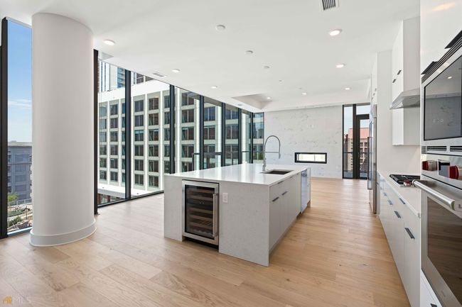 UNIT-1702 - 40 12 Th St Ne, Condo with 2 bedrooms, 3 bathrooms and 2 parking in Atlanta GA | Image 5