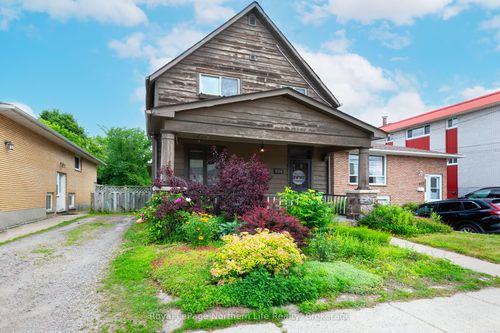 656 Main St W, North Bay, ON, P1B2V5 | Card Image