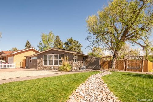 1290 S Raleigh St, Denver, CO, 80219-3750 | Card Image