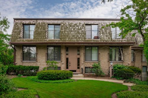 apt-c-1700 Northfield Sq, Northfield, IL, 60093-3324 | Card Image