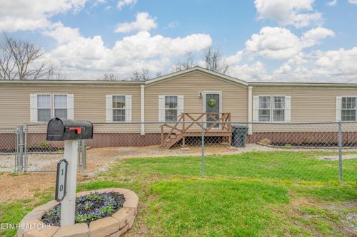 120 Sweet St, New Tazewell, TN, 37825-2619 | Card Image