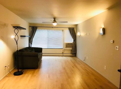 4-1531 Packard St, Ann Arbor, MI, 48104-5601 | Card Image