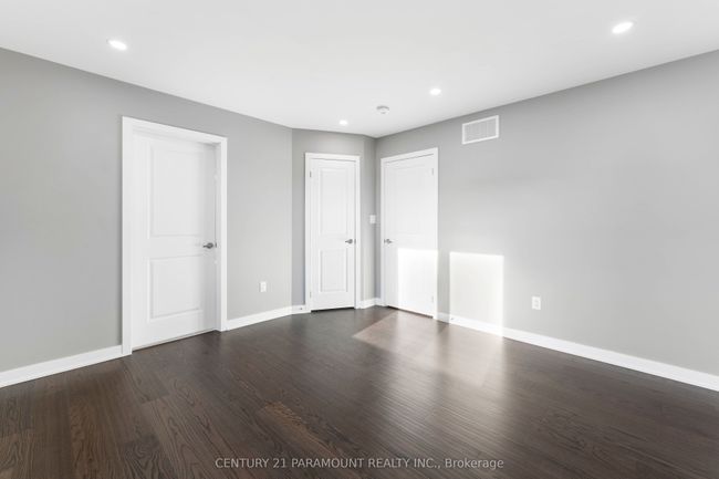 12 Hefferon Crt, House other with 6 bedrooms, 5 bathrooms and 4 parking in Brampton ON | Image 20