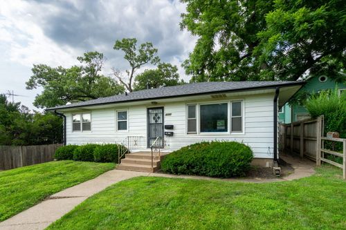 630 W Lombard St, Davenport, IA, 52803-2941 | Card Image