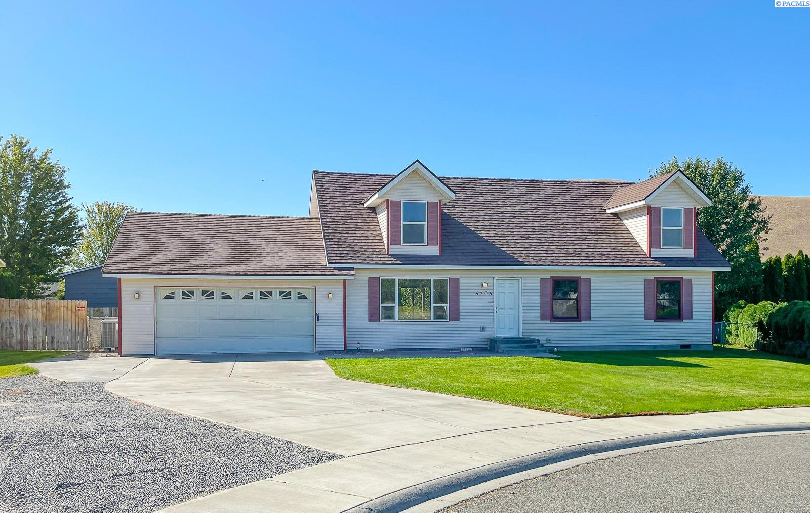Desert Dove Dr, West Richland, WA 99353