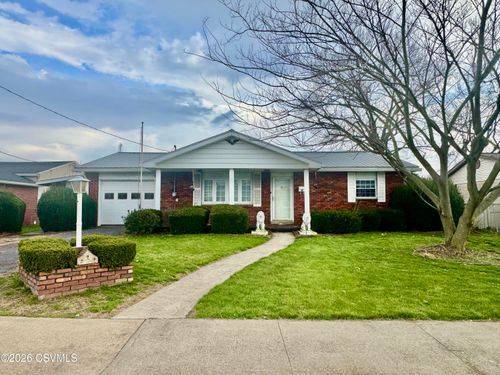 940 E 5th St, Berwick, PA, 18603-3410 | Card Image