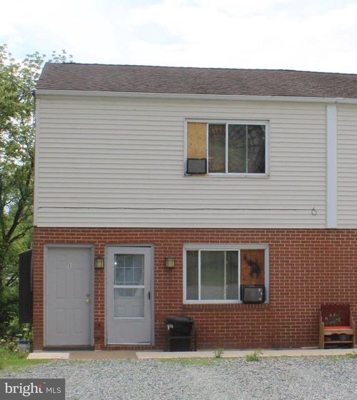 apt-2-110 Griffith Rd, DELTA, PA, 17314-8986 | Card Image
