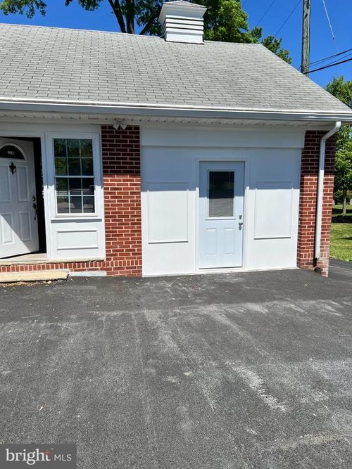 9406 Belair Rd, BALTIMORE, MD, 21236-1502 | Card Image