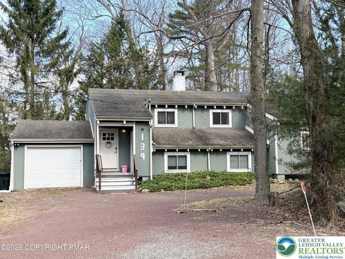 9 Sassafras Rd, Lake Harmony, PA, 18624 | Card Image