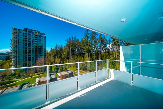 811 - 5608 Berton Avenue, Condo with 2 bedrooms, 2 bathrooms and 1 parking in Vancouver BC | Image 9