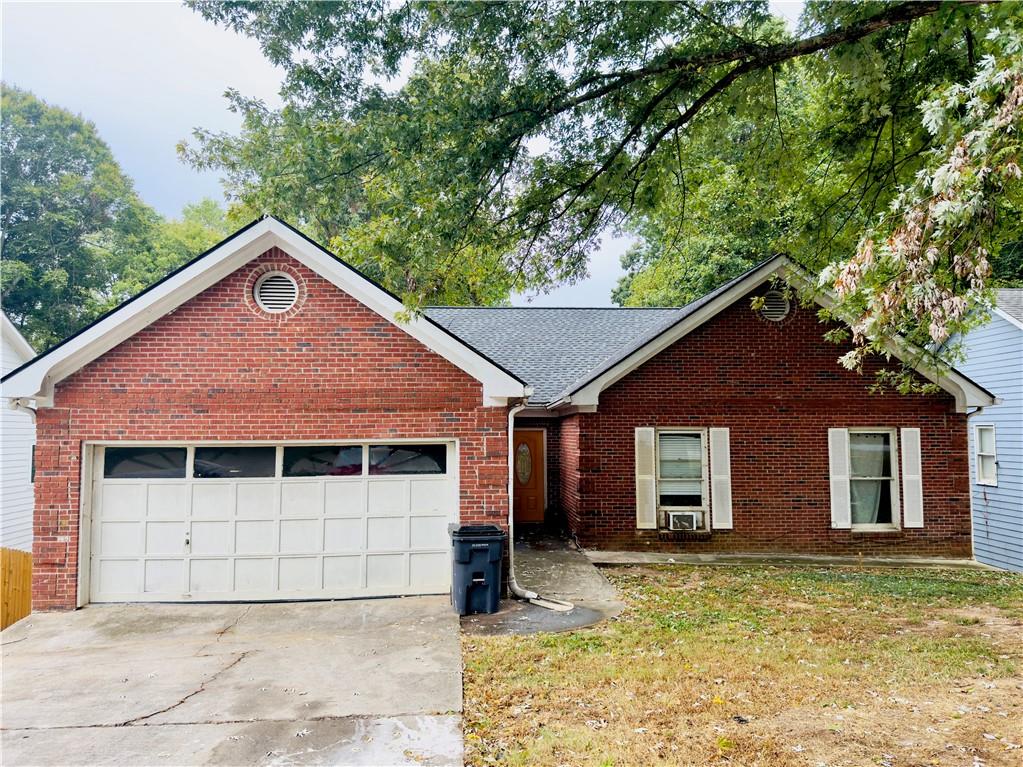 Hollywood Dr, Lawrenceville, GA 30044
