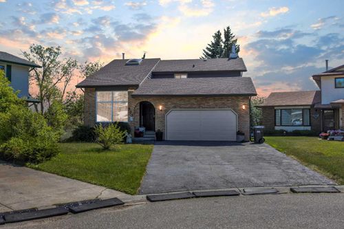 303 Ranchridge Bay Nw, Calgary, AB, T3G1V5 | Card Image