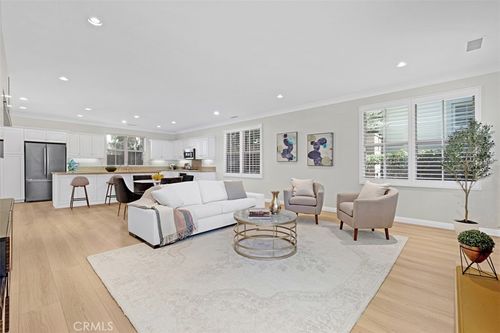 231 Mantle, Irvine, CA, 92618-1514 | Card Image