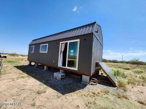 805 W Knox St, Pearce, AZ, 85625-3912 | Card Image