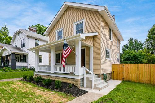 219 E Como Ave, Columbus, OH, 43202-1212 | Card Image