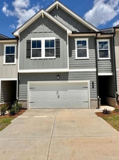 741 Point Place Dr, Loganville, GA, 30052-9307 | Card Image