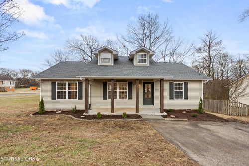 805 Farnsworth Court, Strawberry Plains, TN, 37871 | Card Image